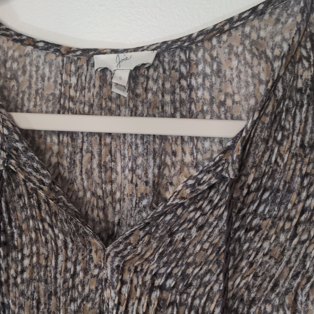 Joie Suzatta Silk Leopard Print Blouse Small - Picture 3 of 9
